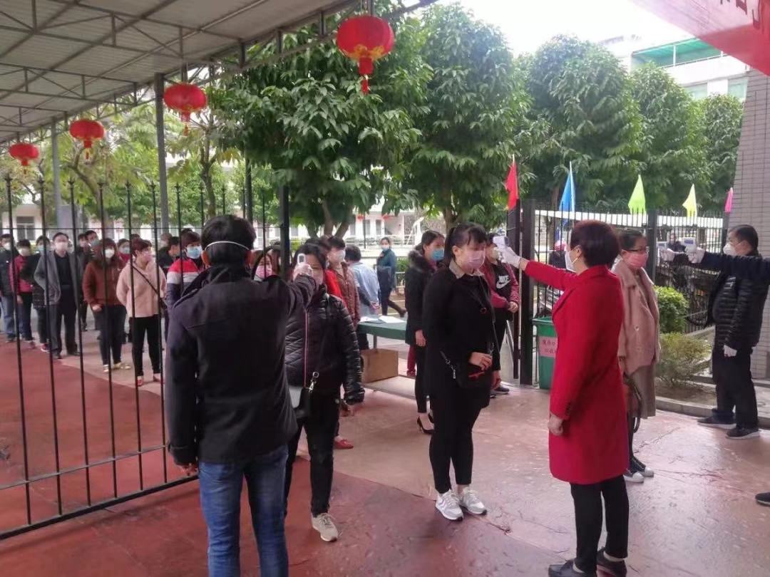 抗击疫情.jpg 抗击疫情.jpg